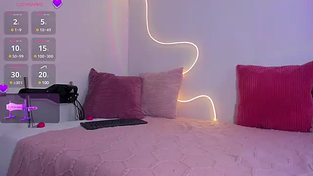 Snapshot of karlahush chatting on 12-09-24, 08:44 karlahush online show from 12-09-24, 08:44