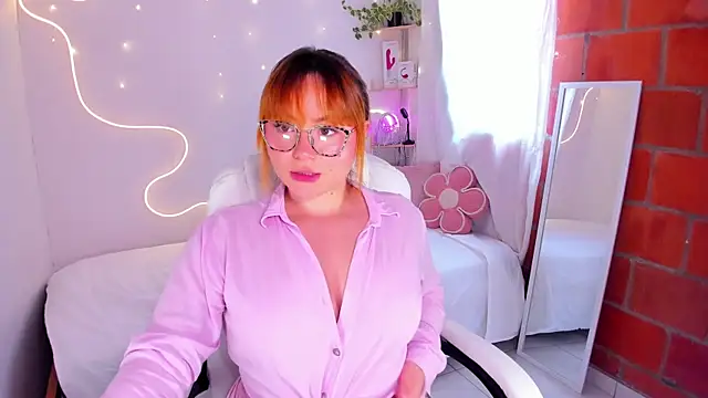 Snapshot of karlahush chatting on 01-02-25, 07:51 karlahush online show from 01-02-25, 07:51