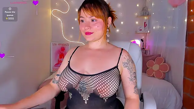 Snapshot of karlahush chatting on 02-03-25, 11:15 karlahush online show from 02-03-25, 11:15