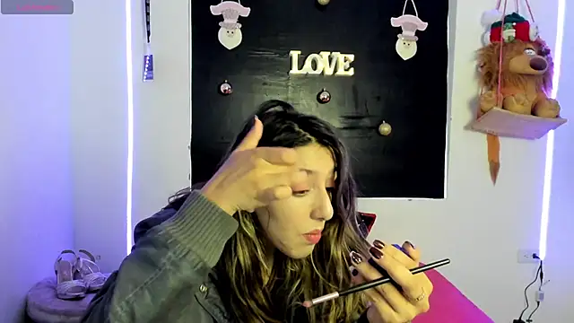 queen-natty online show from 12-22-24, 09:31