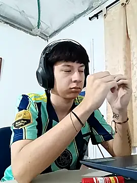 RED-YOUKNOW online show from 09-30-25, 05:45