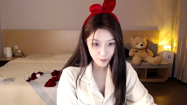 Lucky-baby online show from 12-24-24, 04:40