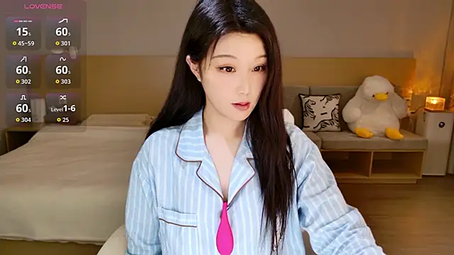 Lucky-baby online show from 01-18-26, 02:21