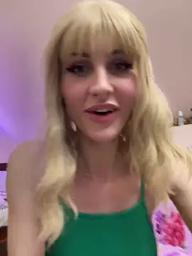 Snapshot of Kamila151 chatting on 02-02-25, 12:09 Kamila151 online show from 02-02-25, 12:09