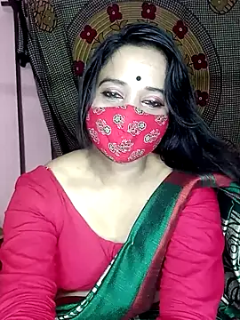 Snapshot of Lexi_Baby_ chatting on 09-21-25, 07:04 Lexi Baby online show from 09-21-25, 07:04