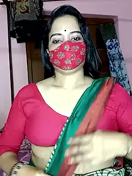 Snapshot of Lexi_Baby_ chatting on 10-21-25, 06:41 Lexi Baby online show from 10-21-25, 06:41