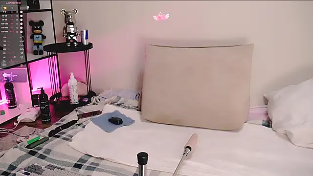 viamoon online show from 02-18-26, 03:35