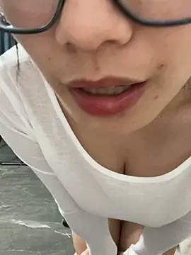 Bella0815 online show from 12-12-24, 06:47