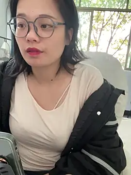 Bella0815 online show from 12-29-24, 06:14