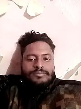 Snapshot of desicockblack chatting on 12-10-24, 03:44 desicockblack online show from 12-10-24, 03:44