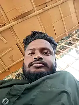 Snapshot of desicockblack chatting on 12-13-24, 06:31 desicockblack online show from 12-13-24, 06:31