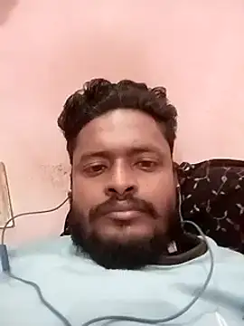 Snapshot of desicockblack chatting on 12-14-24, 08:23 desicockblack online show from 12-14-24, 08:23