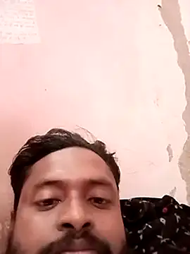 Snapshot of desicockblack chatting on 12-24-24, 06:28 desicockblack online show from 12-24-24, 06:28