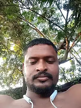 Snapshot of desicockblack chatting on 09-30-25, 11:26 desicockblack online show from 09-30-25, 11:26