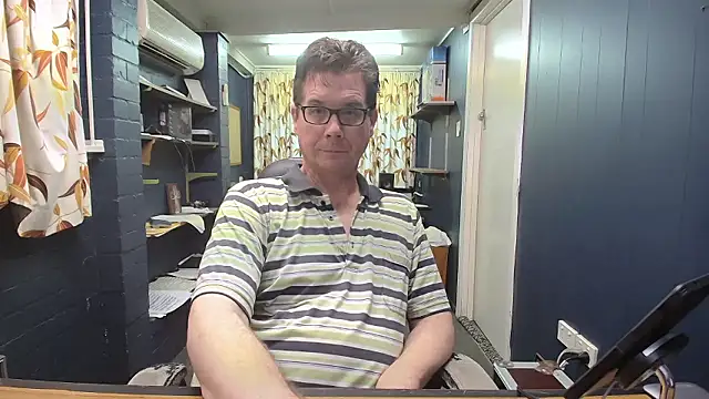 Snapshot of tilobinder chatting on 01-17-26, 03:17 tilobinder online show from 01-17-26, 03:17