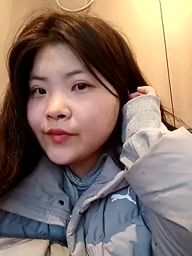 Snapshot of hello098712 chatting on 02-04-25, 01:34 hello098712 online show from 02-04-25, 01:34