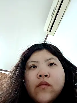 Snapshot of hello098712 chatting on 03-18-25, 04:58 hello098712 online show from 03-18-25, 04:58
