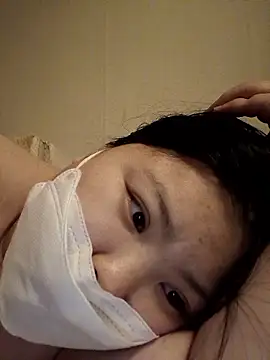 hello098712 online show from 05-08-26, 03:17