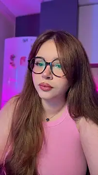 Snapshot of CutiePie3 chatting on 05-06-26, 10:37 CutiePie3 online show from 05-06-26, 10:37