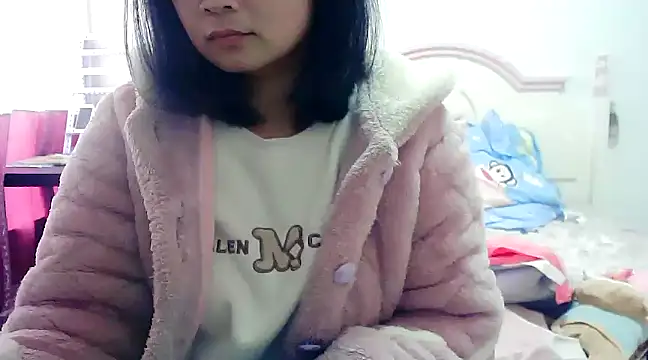 Snapshot of CN-Xiaoxi chatting on 12-19-24, 03:51 CN-Xiaoxi online show from 12-19-24, 03:51