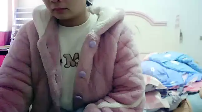 Snapshot of CN-Xiaoxi chatting on 12-25-24, 12:27 CN-Xiaoxi online show from 12-25-24, 12:27