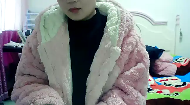 Snapshot of CN-Xiaoxi chatting on 02-21-25, 12:05 CN-Xiaoxi online show from 02-21-25, 12:05