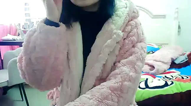 Snapshot of CN-Xiaoxi chatting on 02-24-25, 01:02 CN-Xiaoxi online show from 02-24-25, 01:02