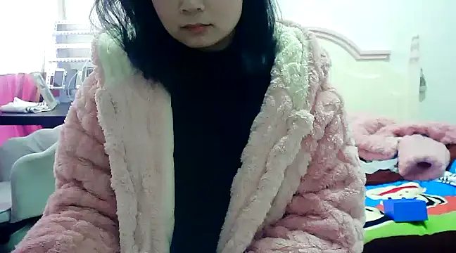 Snapshot of CN-Xiaoxi chatting on 02-26-25, 12:05 CN-Xiaoxi online show from 02-26-25, 12:05