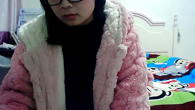 Snapshot of CN-Xiaoxi chatting on 03-01-25, 01:18 CN-Xiaoxi online show from 03-01-25, 01:18