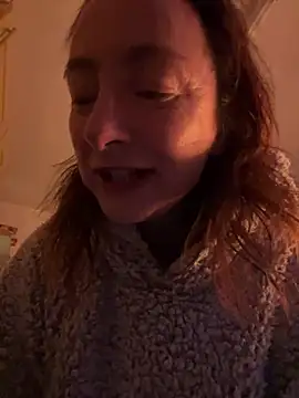 LouiseTswing online show from 12-11-24, 04:20
