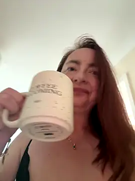 LouiseTswing online show from 10-03-25, 11:18