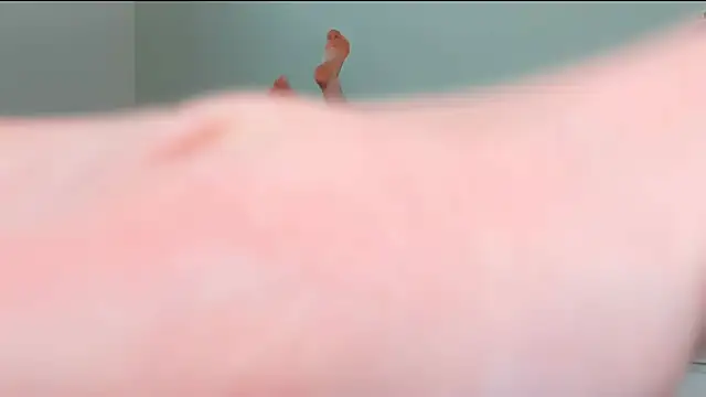 Snapshot of andrea_x_ chatting on 01-26-25, 12:22 andrea x online show from 01-26-25, 12:22