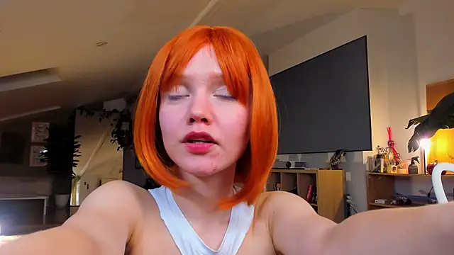 Snapshot of andrea_x_ chatting on 10-28-25, 08:22 andrea x online show from 10-28-25, 08:22