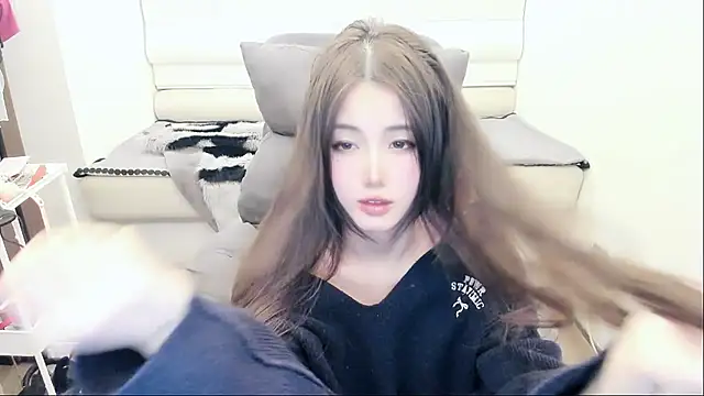 Snapshot of bbtt544 chatting on 01-19-26, 02:21 bbtt544 online show from 01-19-26, 02:21