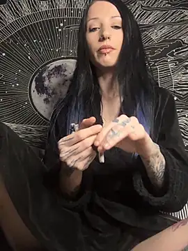 MissMidnightUK online show from 02-05-26, 11:42