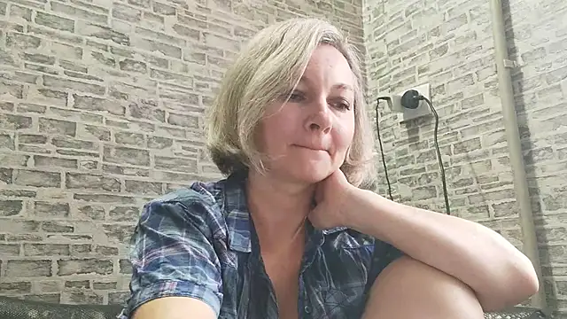 EdithManning online show from 01-08-25, 10:59