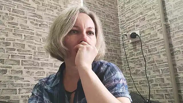 EdithManning online show from 01-09-25, 09:37