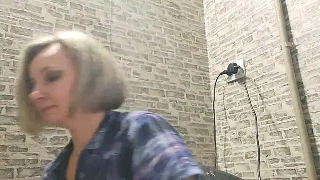 EdithManning online show from 01-21-25, 01:54