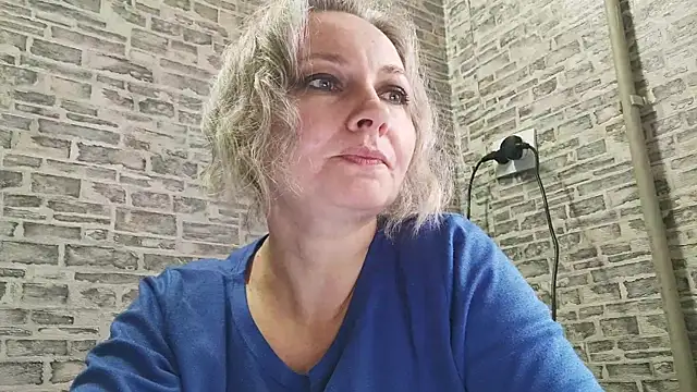 EdithManning online show from 01-25-25, 10:19