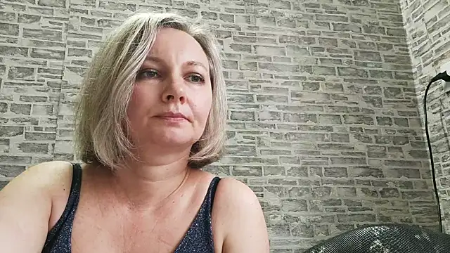 EdithManning online show from 03-13-25, 01:18