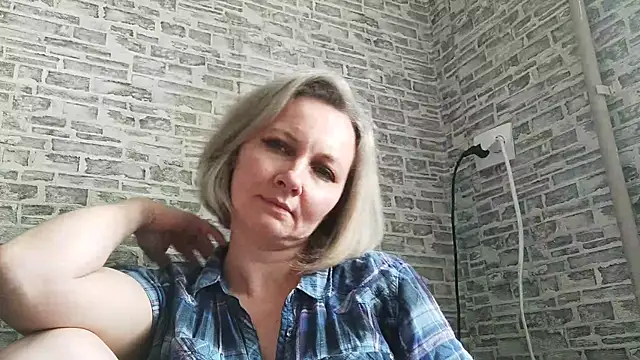 EdithManning online show from 03-19-25, 09:28