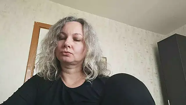 EdithManning online show from 05-07-26, 06:30