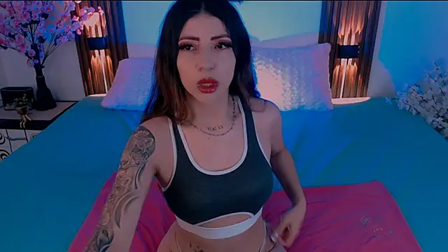 Snapshot of AmyHE chatting on 09-26-25, 09:24 AmyHE online show from 09-26-25, 09:24