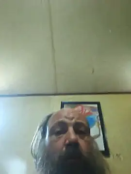 Snapshot of Beyond1978 chatting on 09-22-25, 03:14 Beyond1978 online show from 09-22-25, 03:14