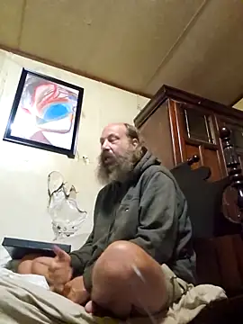 Snapshot of Beyond1978 chatting on 10-13-25, 03:39 Beyond1978 online show from 10-13-25, 03:39