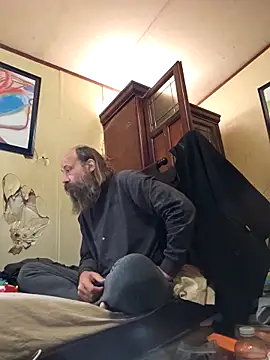 Snapshot of Beyond1978 chatting on 11-05-25, 04:07 Beyond1978 online show from 11-05-25, 04:07