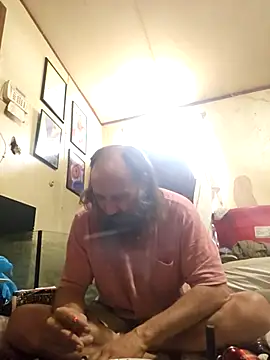 Snapshot of Beyond1978 chatting on 02-21-26, 05:36 Beyond1978 online show from 02-21-26, 05:36