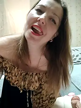 Snapshot of VselenaSun402 chatting on 04-16-26, 10:16 VselenaSun402 online show from 04-16-26, 10:16