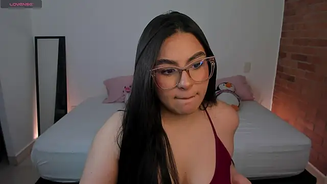 charlotte blass online show from 01-05-25, 01:56