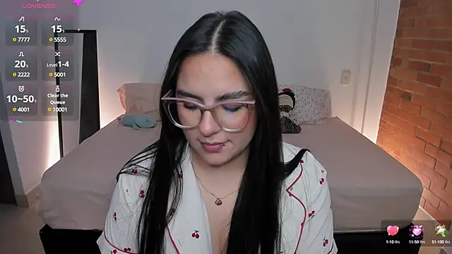 charlotte blass online show from 01-21-25, 02:11